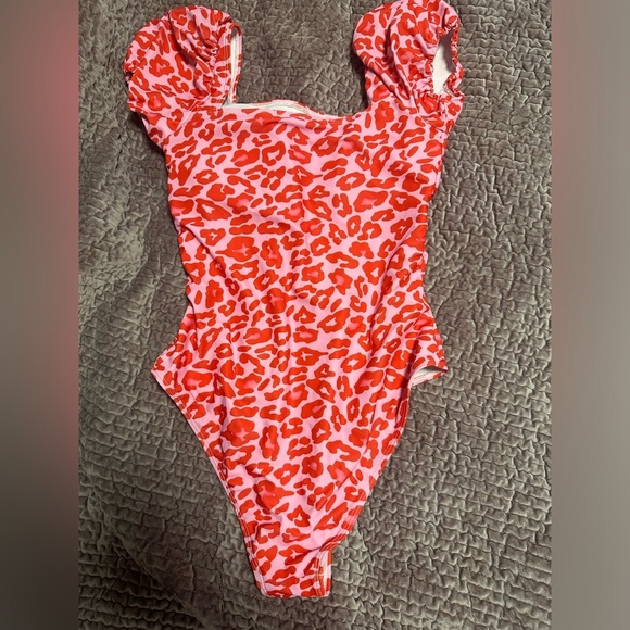 Leopard one piece bathing suit - Picture 3 of 3